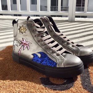 Silver boots with glitter